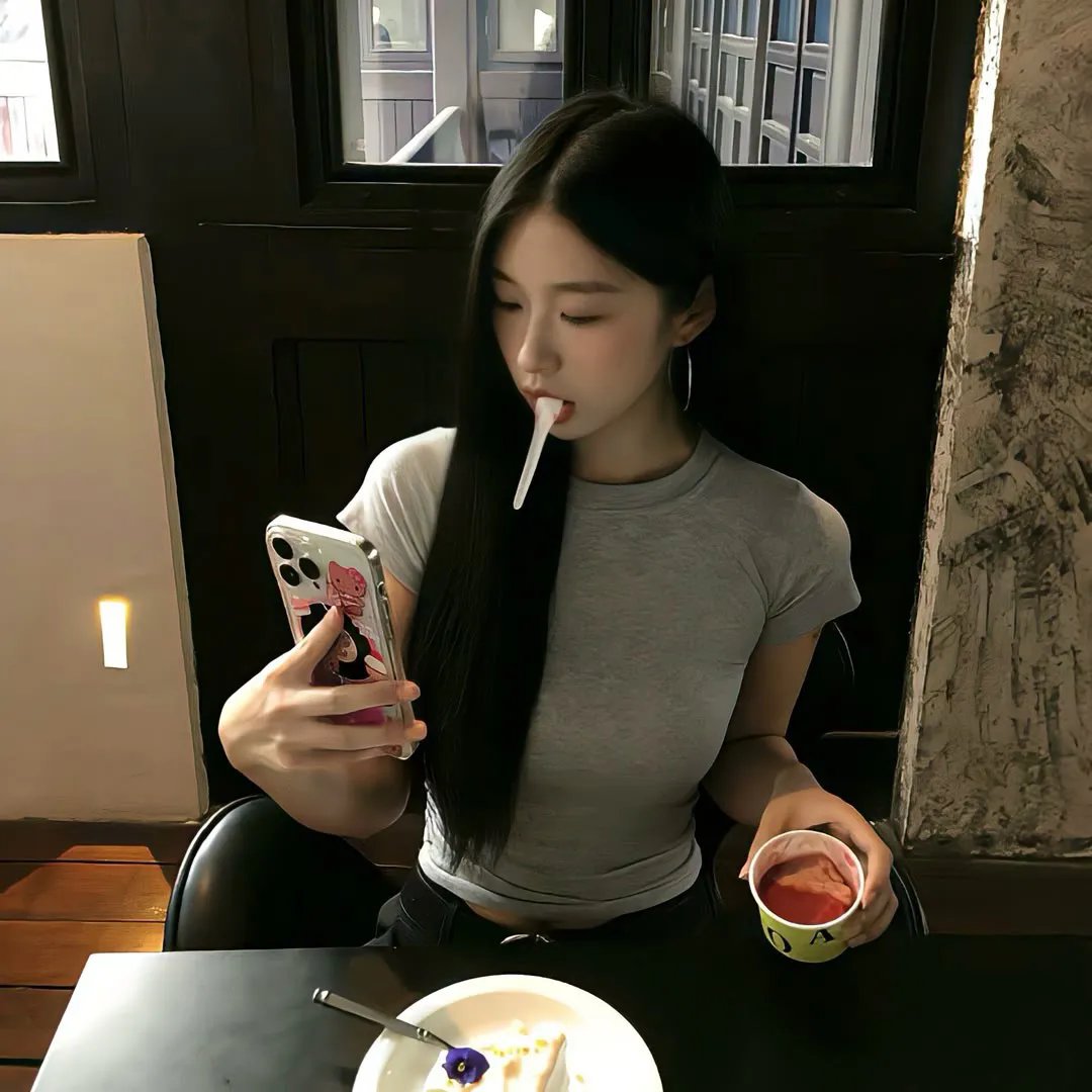 清潭回声 海报